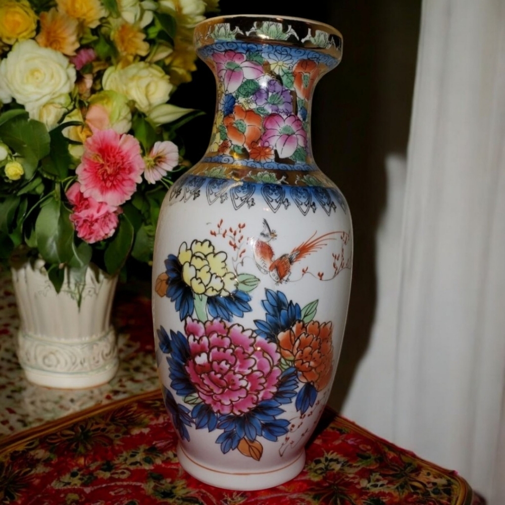 Vintage J S Chinese Floral/Bird/Gold Accents Vase